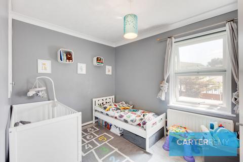 48 Dock Road, Grays, RM17 6EX