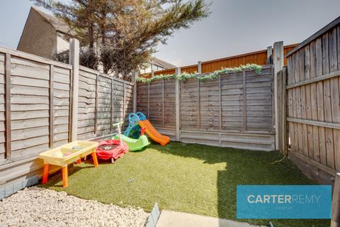 48 Dock Road, Grays, RM17 6EX