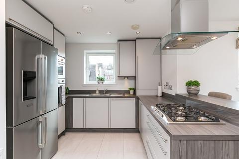 Flat 10, 1 Hatters Lane, Edinburgh, EH7 4GZ