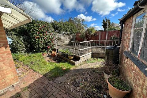 59 Barnbrook Road, Sarisbury Green, Southampton, SO31 7BQ