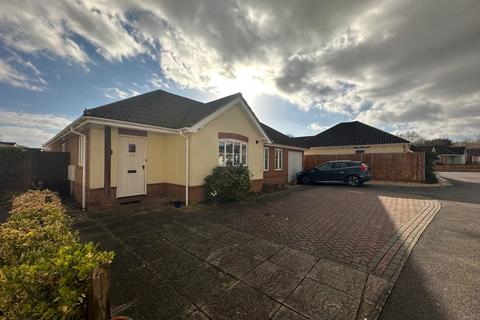 82 Dickens Dell, Totton, Southampton, SO40 8FJ