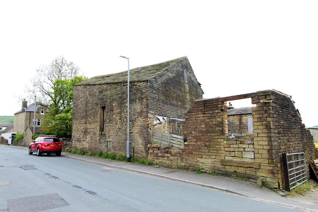 Bradshaw Lane, Bradshaw, Halifax, HX2 3 bed detached house for sale £