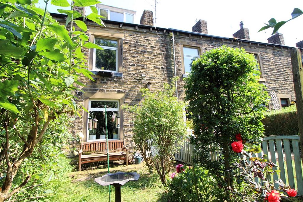 Selborne Grove, Keighley, BD21 3 bed terraced house for sale £120,000