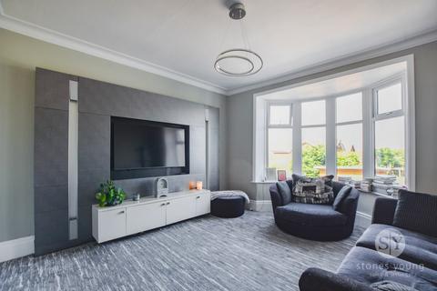 3 bedroom detached house for sale - Lammack Road, Blackburn, BB1