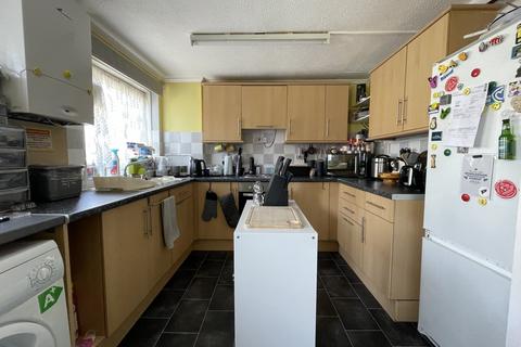 2 bedroom flat for sale, Sanderling Close, Haverfordwest, Pembrokeshire, SA61