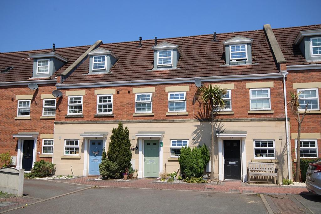 Lingley Road, Great Sankey, Warrington, WA5 3 bed townhouse for sale £270,000