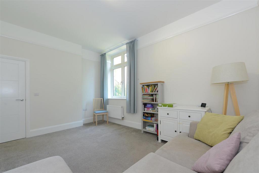 Oliver Road, Bicton Heath, Shrewsbury 2 bed terraced house for sale £