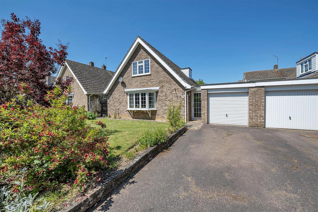 Hornbeam Drive, Horringer 4 bed detached bungalow for sale £410,000