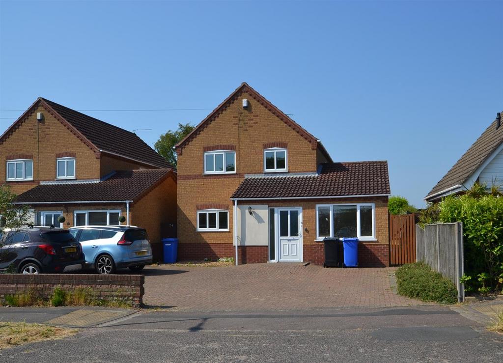 Westwood Avenue, Lowestoft 4 bed detached house £995 pcm (£230 pw)