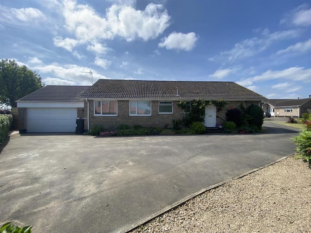 Peacocks Close, Scruton, Northallerton 3 bed detached bungalow for sale £475,000