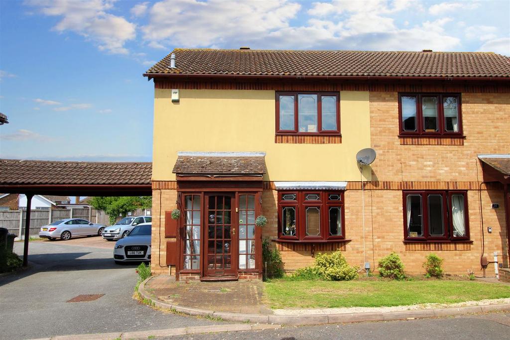 Colman Close, StanfordLeHope 3 bed semidetached house for sale £360,000