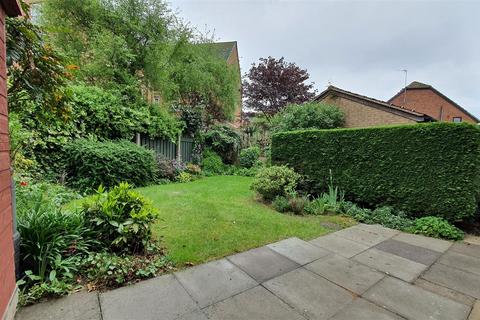 6 Orchard Close, Scunthorpe, DN16 2RL