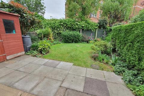 6 Orchard Close, Scunthorpe, DN16 2RL