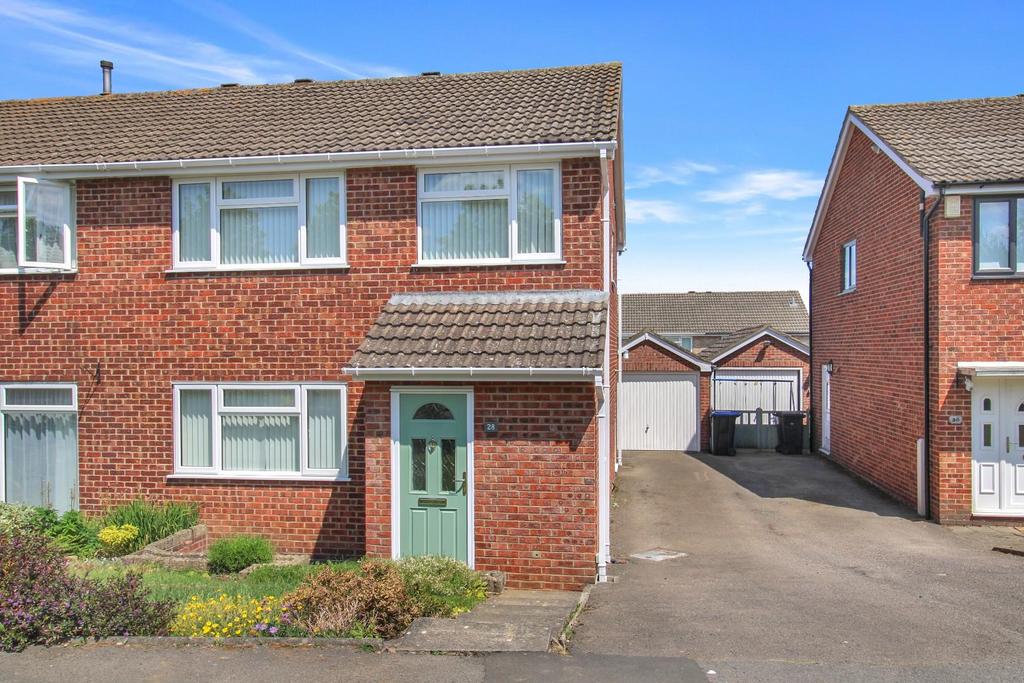 West Lane, Ripon 3 bed semidetached house for sale £289,950