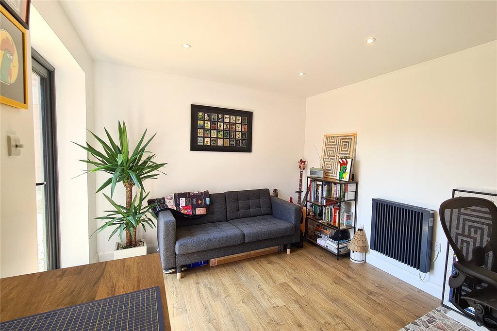 Studio/Office
