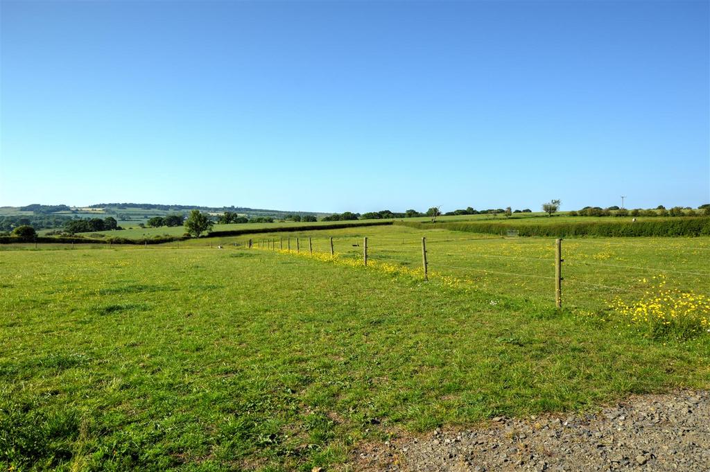 Pigdon, Morpeth 3 bed equestrian property £550,000