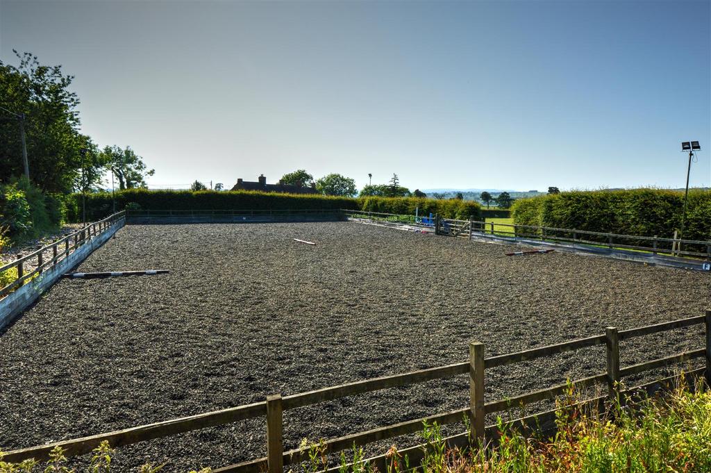 Pigdon, Morpeth 3 bed equestrian property £550,000