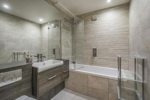 1 bedroom flat for sale, Duke Street, Mayfair W1K