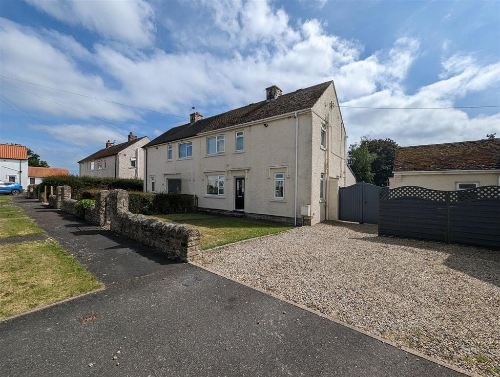 Manor Road, Ingleton, Darlington 3 bed semidetached house for sale £
