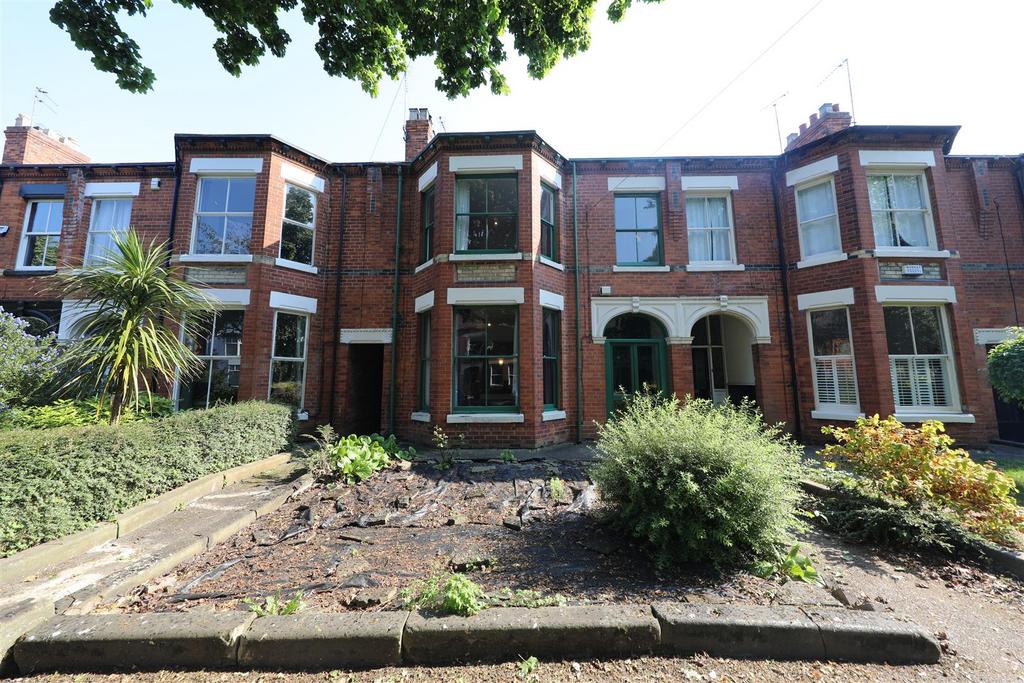 Park Avenue, Hull 5 bed terraced house for sale £325,000