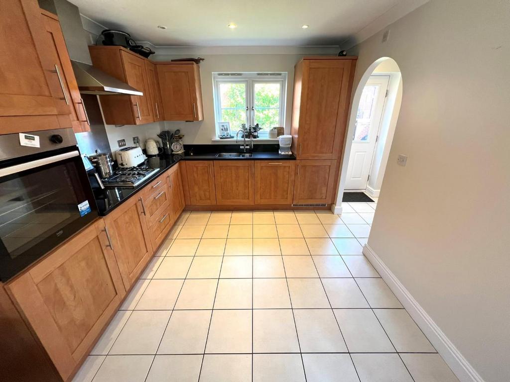 Milburn Drive, St. Crispin, Northampton NN5 3 bed detached house for sale £315,000