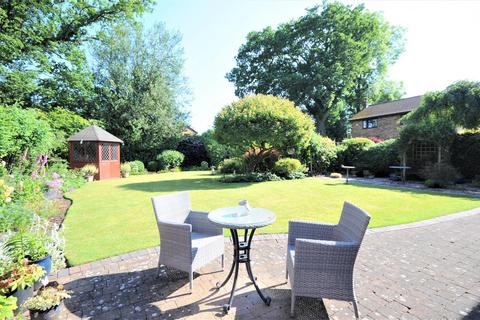 4 Batten Walk, Yarnfield, Stone, ST15 0TA