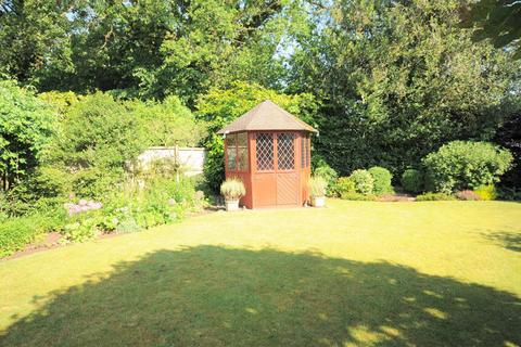 4 Batten Walk, Yarnfield, Stone, ST15 0TA
