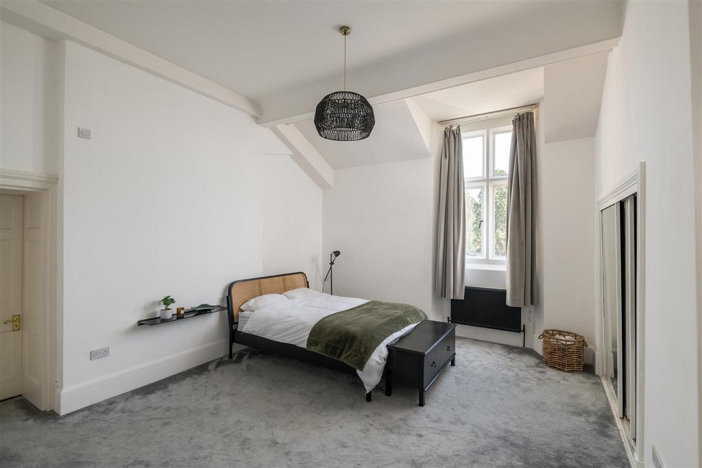 56 Victoria Court internals-6.jpg