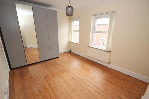 11 West Road, Cardiff, CF14 2FT