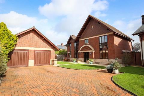 4 bedroom detached house for sale, Regent Gardens, Whitchurch, Cardiff