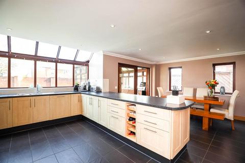 4 bedroom detached house for sale, Regent Gardens, Whitchurch, Cardiff