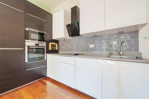 3 bedroom apartment for sale - Holden Road, Woodside Park, N12 7EA