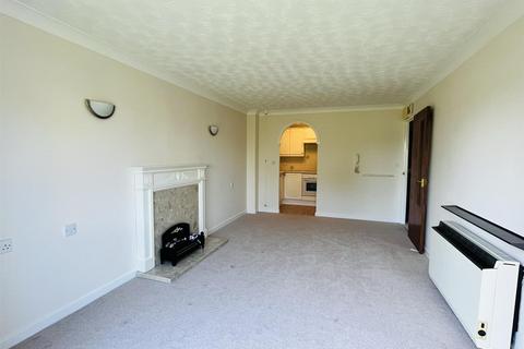 1 bedroom apartment for sale, St. Marys Road, Evesham