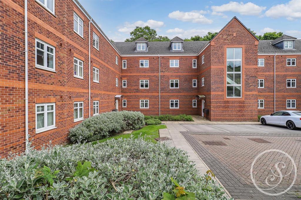 Brackenhurst Place, Moortown, Leeds 2 bed duplex for sale £220,000
