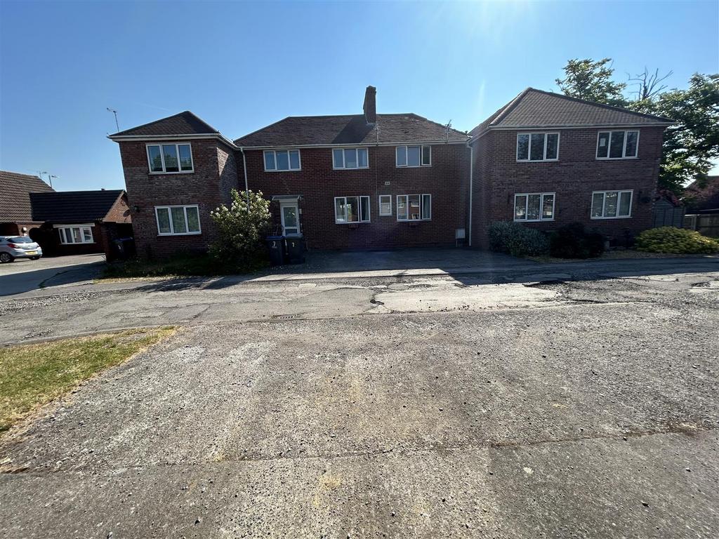 Arras Close, Trowbridge 10 bed flat £675,000
