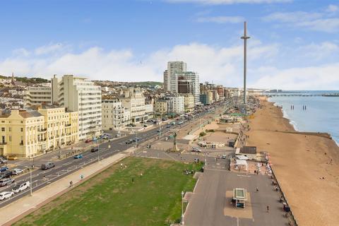 3 bedroom apartment to rent, Kings Road, Brighton BN1
