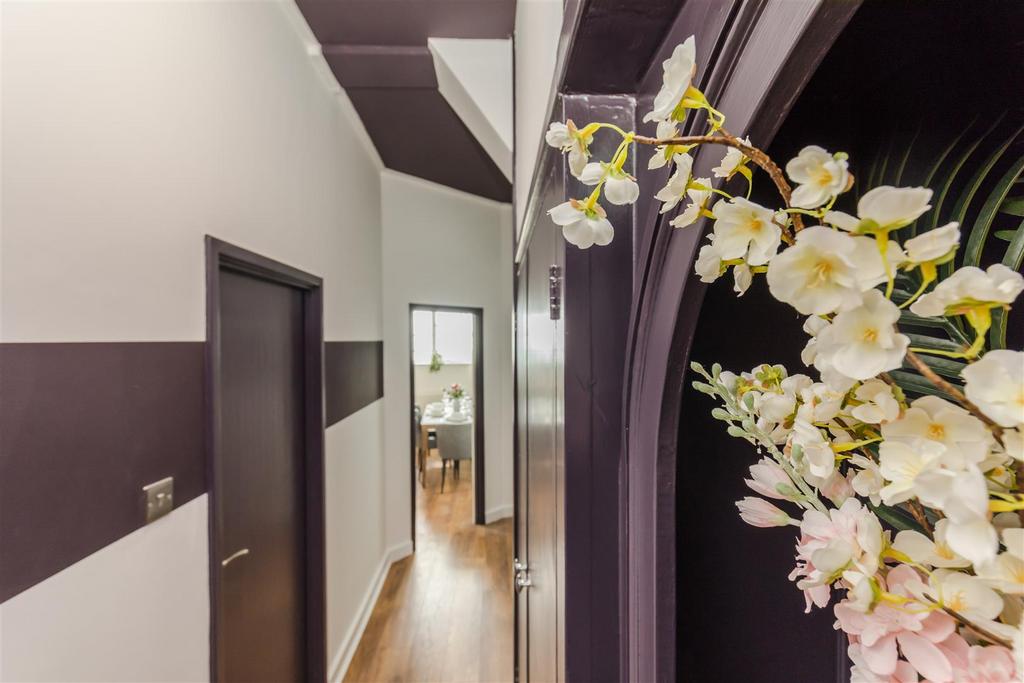 Embassy Court, Flat 3-47.JPG