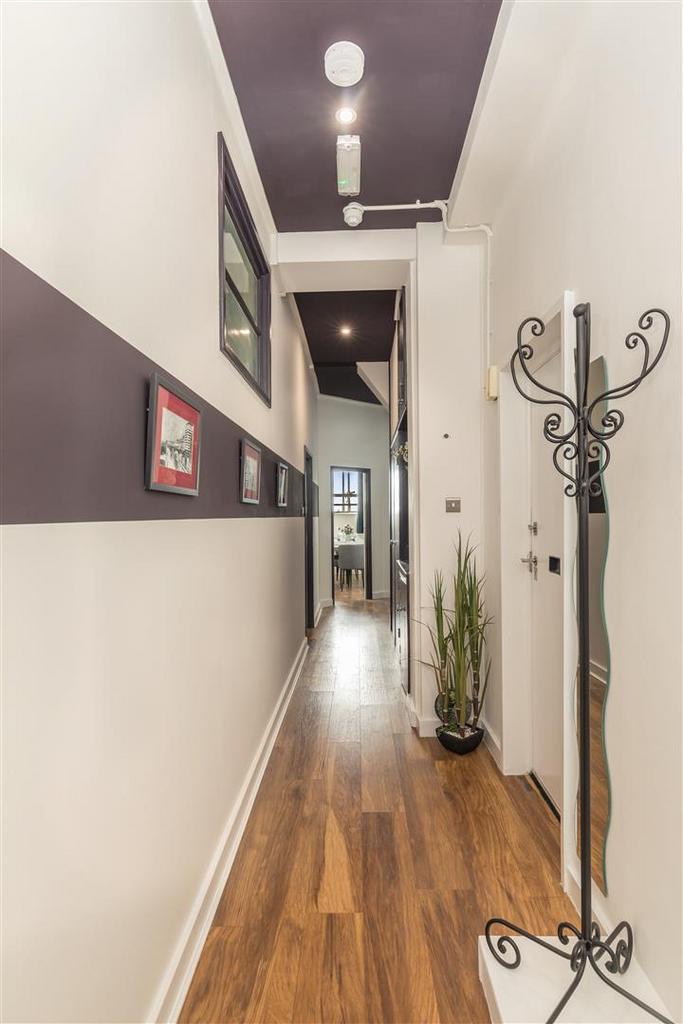 Embassy Court, Flat 3-49.JPG