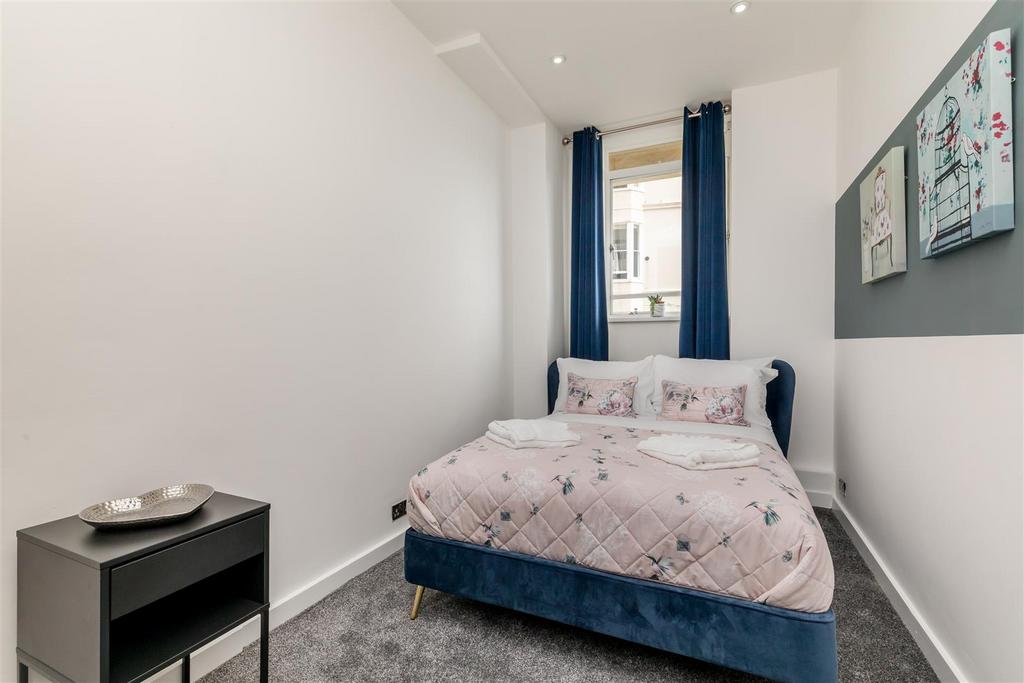 Embassy Court, Flat 3-25.JPG