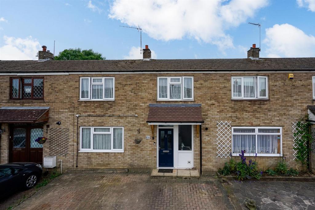 Micklefield Road, Hemel Hempstead 3 bed terraced house £435,000