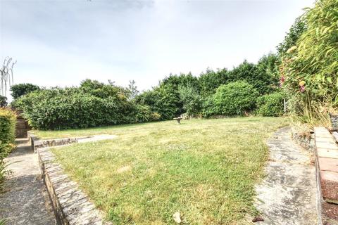 9 Blackfields Avenue, Bexhill-on-sea, TN39 4JL