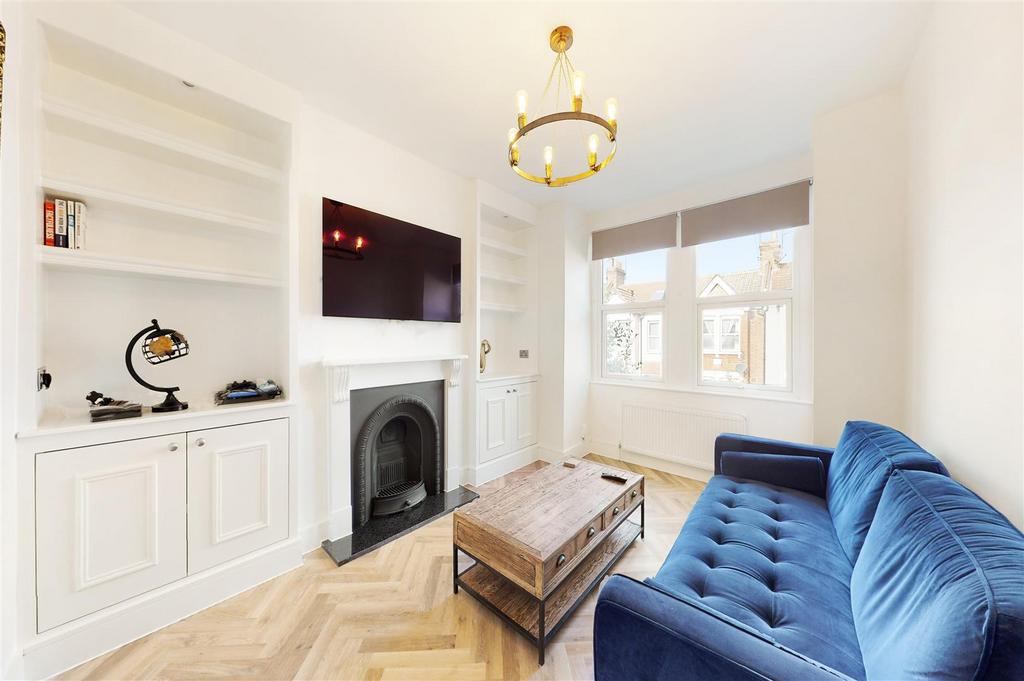 Deacon Road, Willesden 3 bed for sale £600,000