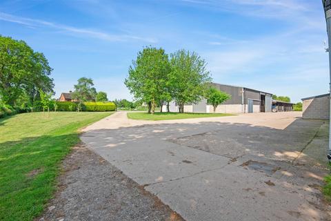 Industrial unit to rent, Building 5 Ivy Farm, Bilstone Road, Congerstone, Nuneaton