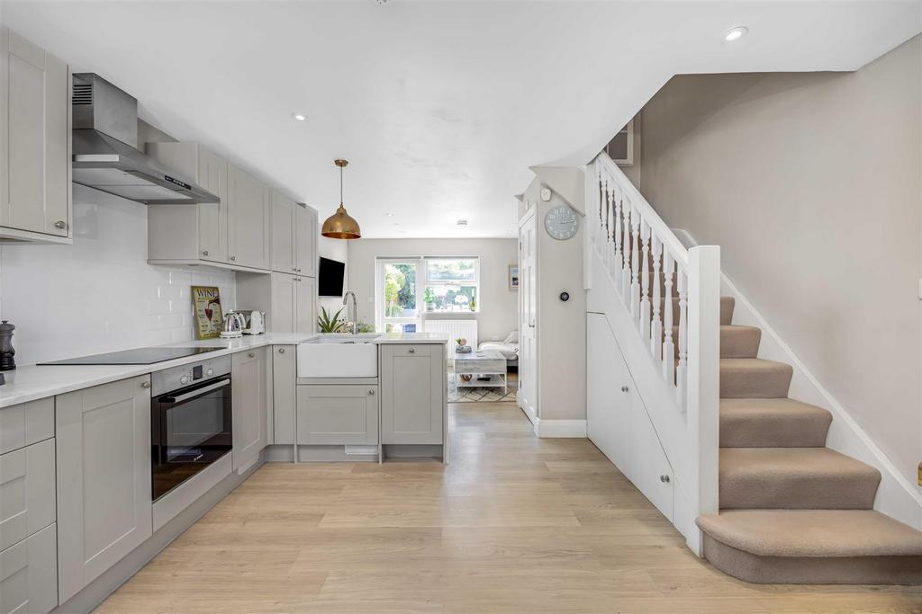 Spencer Walk, Putney 2 bed house £800,000