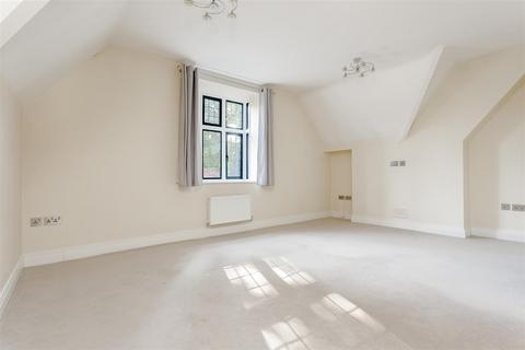 3 Dacre Close, Chipstead, Coulsdon, CR5 3FF
