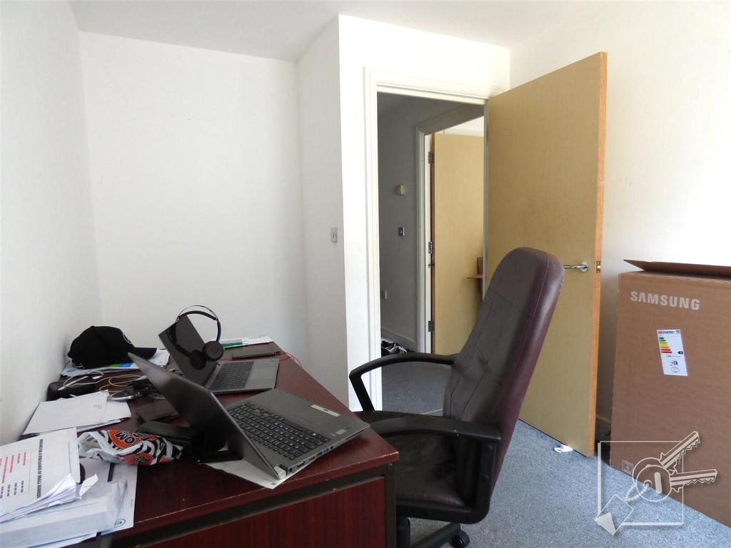 Bedroom/Study
