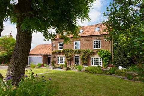 5 bedroom detached house for sale, Duggleby, Malton