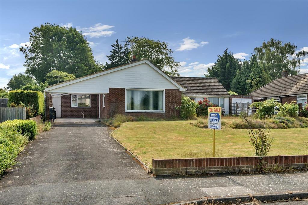 Valley Drive, Loose, Maidstone 3 bed detached bungalow for sale £650,000