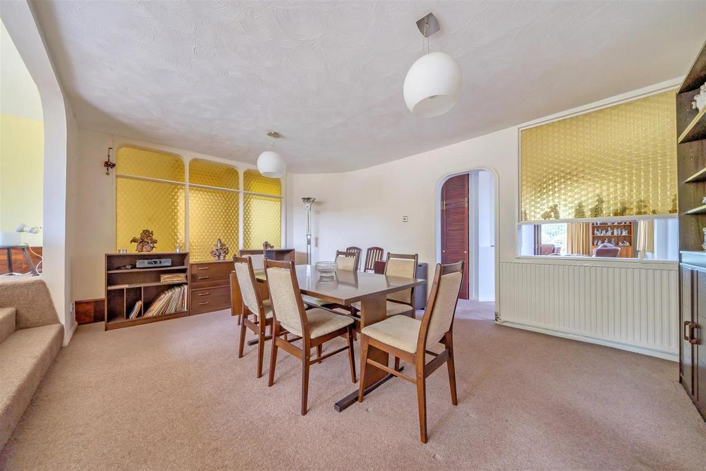 Valley Drive, Loose, Maidstone 3 bed detached bungalow for sale £650,000
