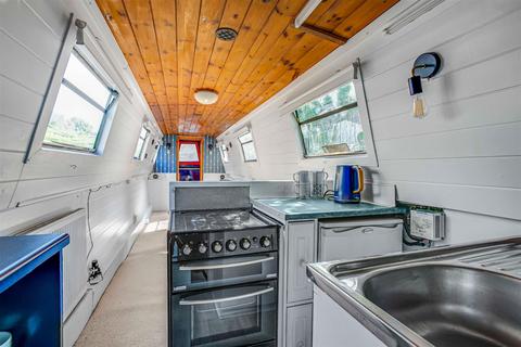 1 bedroom houseboat for sale, Maida Avenue, Little Venice